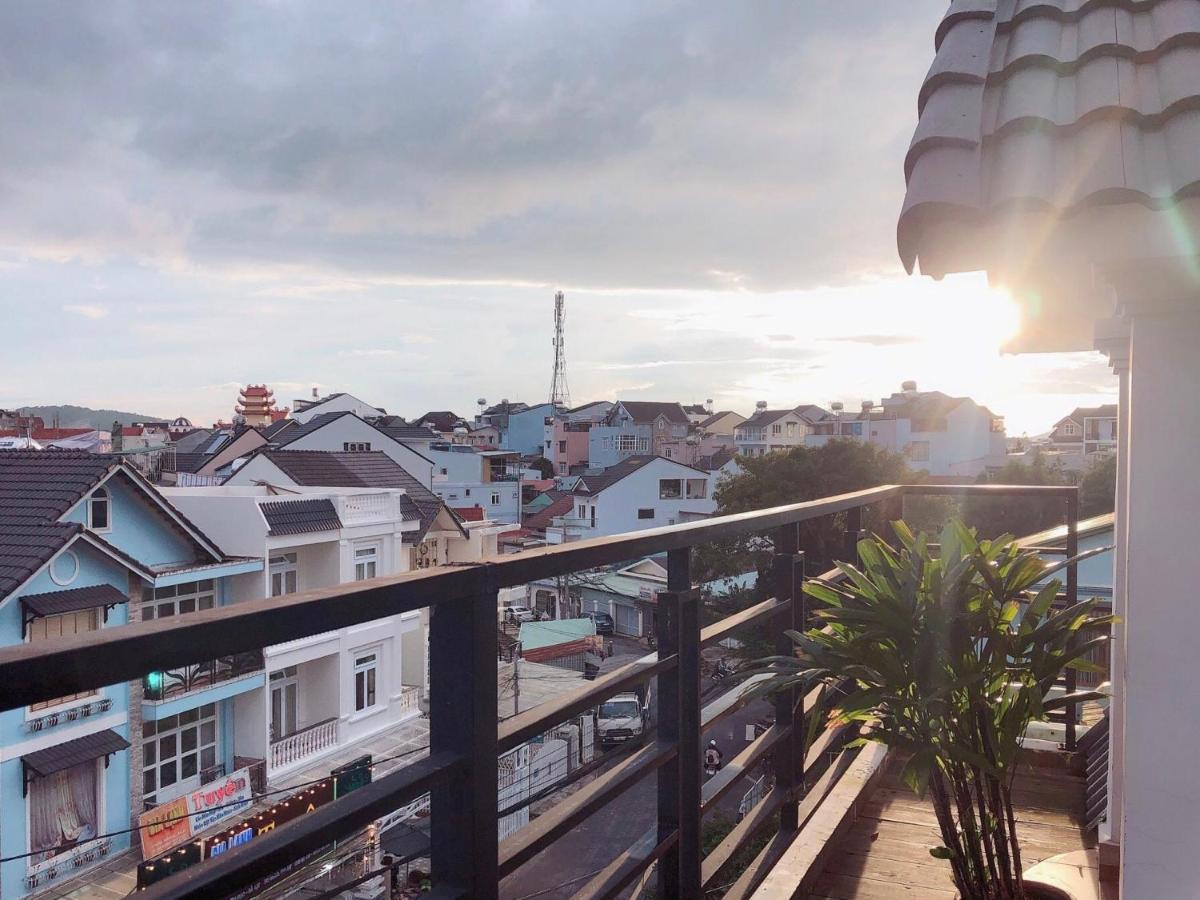 Be.Ho Dalat - Attic Hotell Exteriör bild